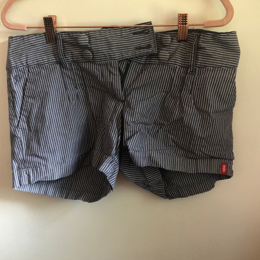 Striped blue white shorts with buttons size 8